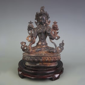A FINE BRONZE WHITE TARA BUDDHA STATUE