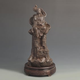 A FINE CAST IRON FIGURE OF SHAKYAMUNI BUDDHA