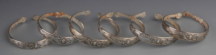 GROUP OF FINE SILVER PLATED CHINESE BANGLE