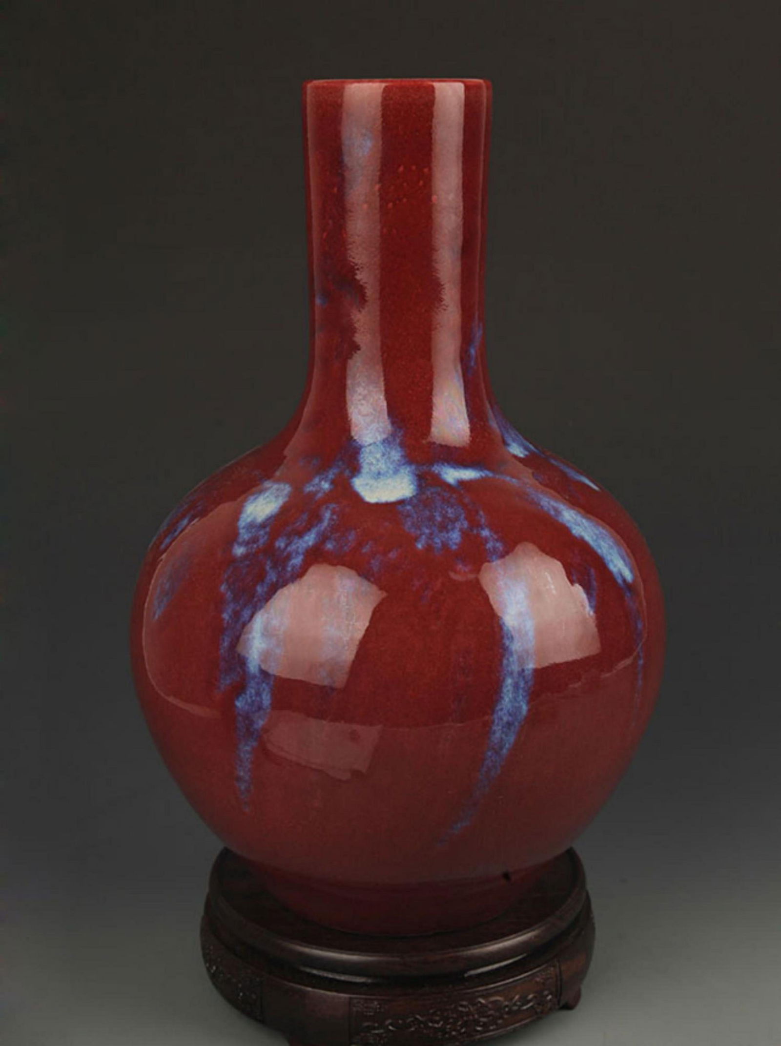 A FINE RED GLAZED KILN CELESTIAL GLOBE PORCELAIN VASE (1 of 5)