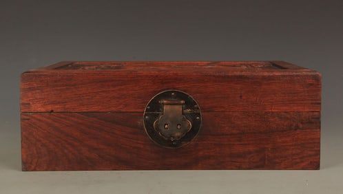 A HUA LI MU FINELY CARVED BOX