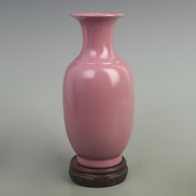 ROUGE RED COLOR GLAZED WINTER MELON SHALED VASE