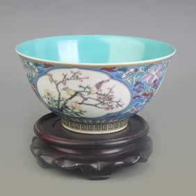 FAMILLE ROSE BLUE-GROUND AUSPICIOUS FLOWER AND BIRD PATTERN BOWL