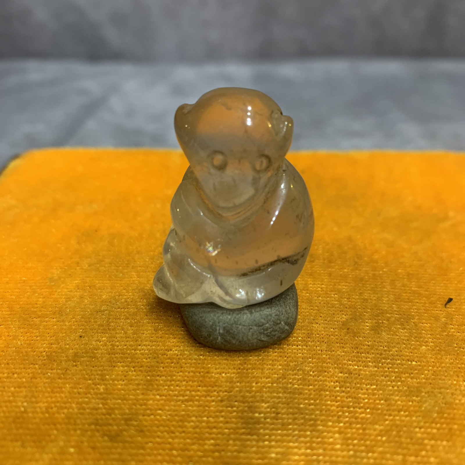 A FINE SMALL CRYSTAL MADE MONKEY FIGURE (1 of 5)
