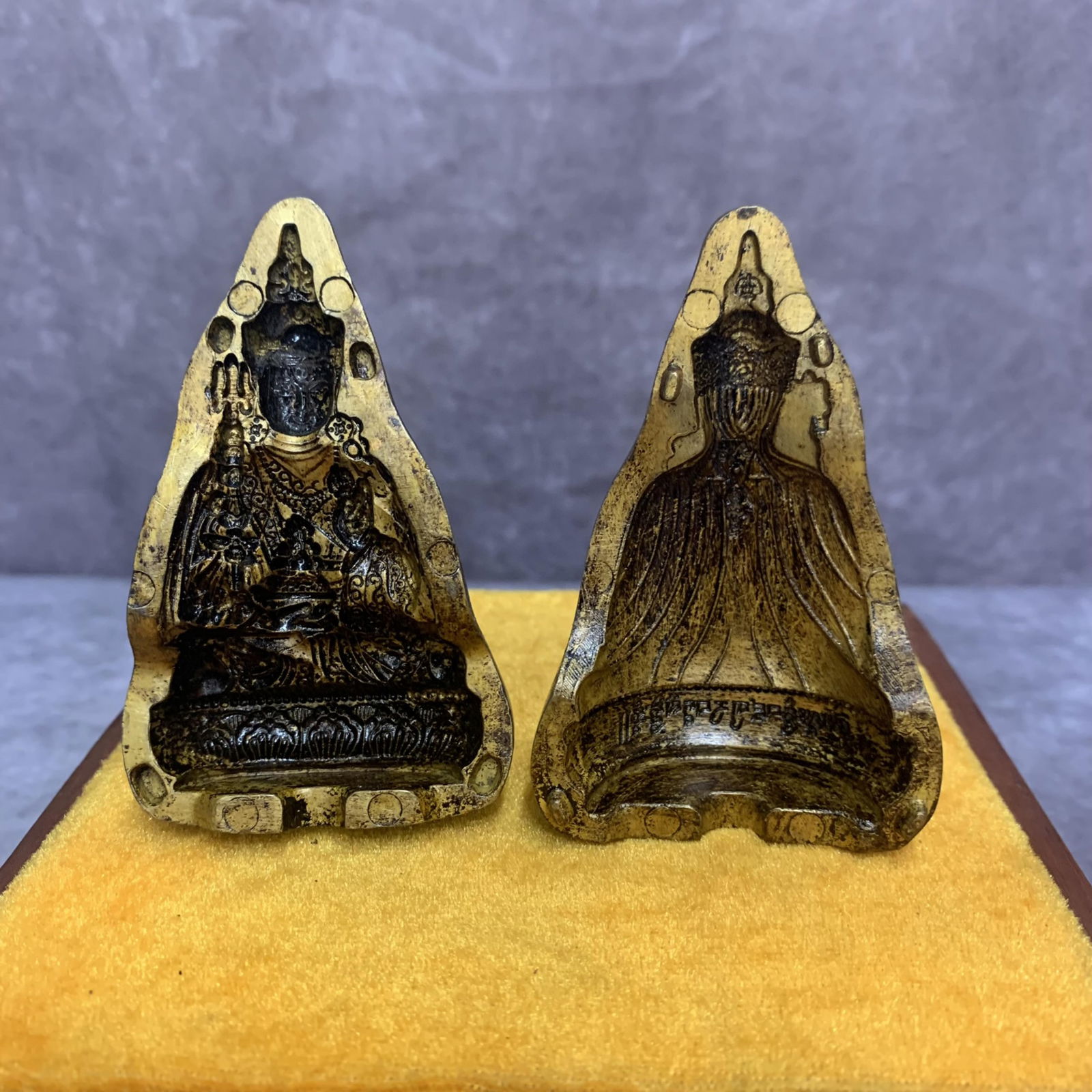 A FINE TIBETAN BUDDHIST BRONZE MOLD (1 of 6)