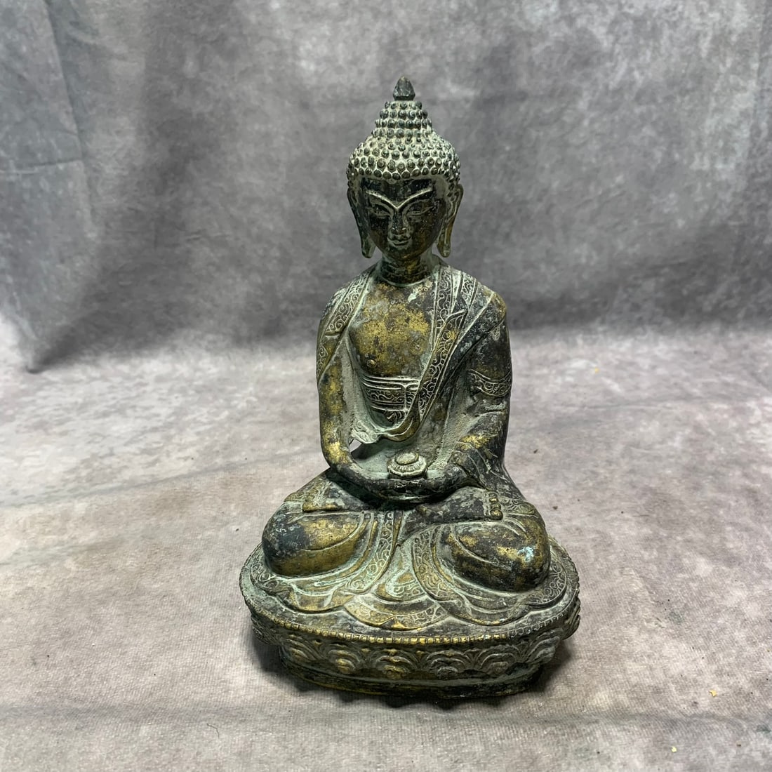 TIBETAN GILT BRONZE MEDICINE BUDDHA STATUE: Qing Dynasty; Long: 4.8 inch; Width: 3.2 inch; High: 7.7 inch;