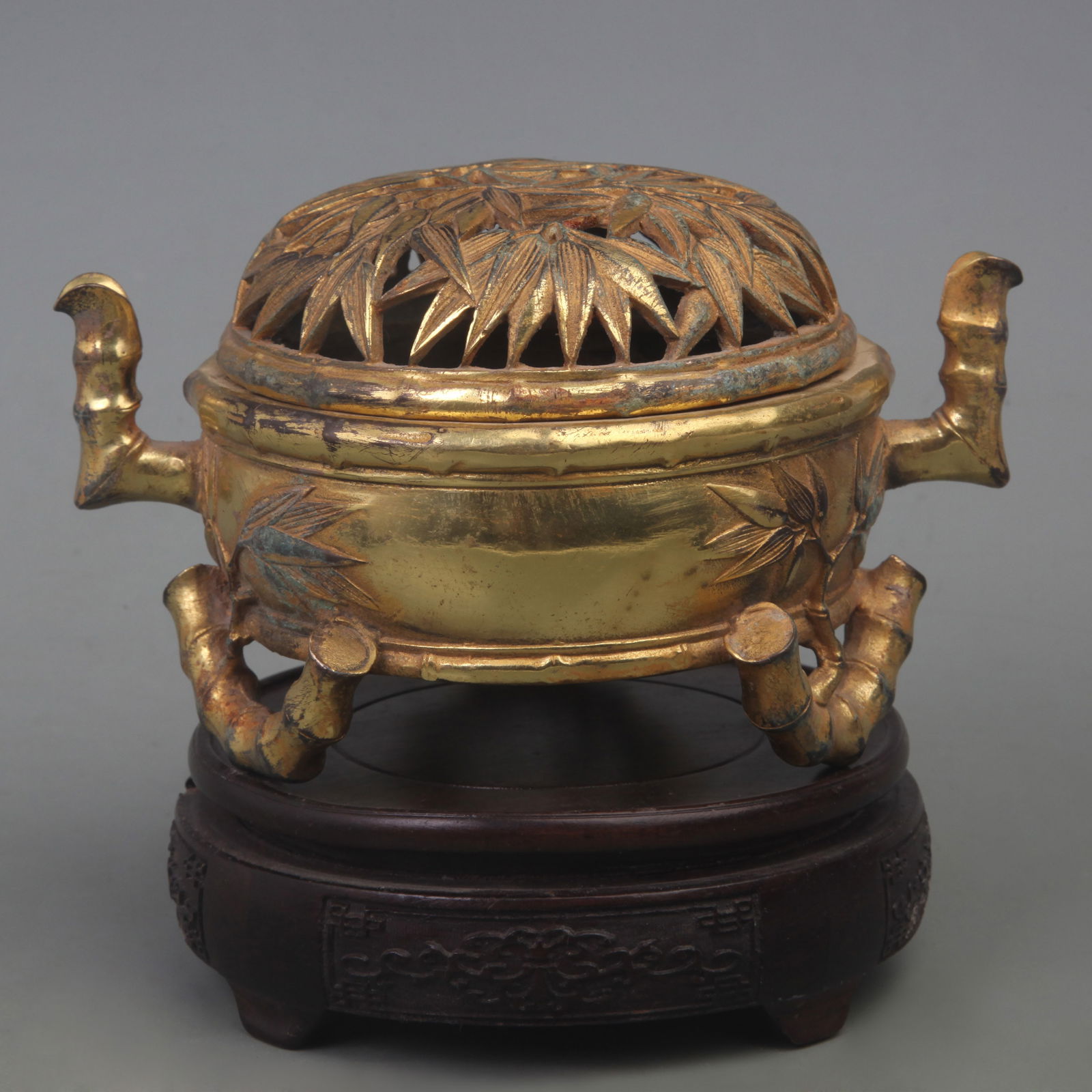 A FINE BAMBOO STYLE THREE FOOT BRONZE CENSER (1 of 5)