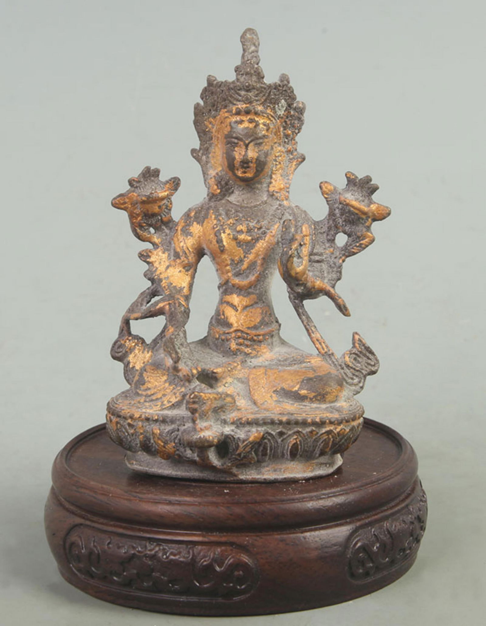 A TIBETAN BUDDHISM BRONZE GREEN TARA STATUE (1 of 5)