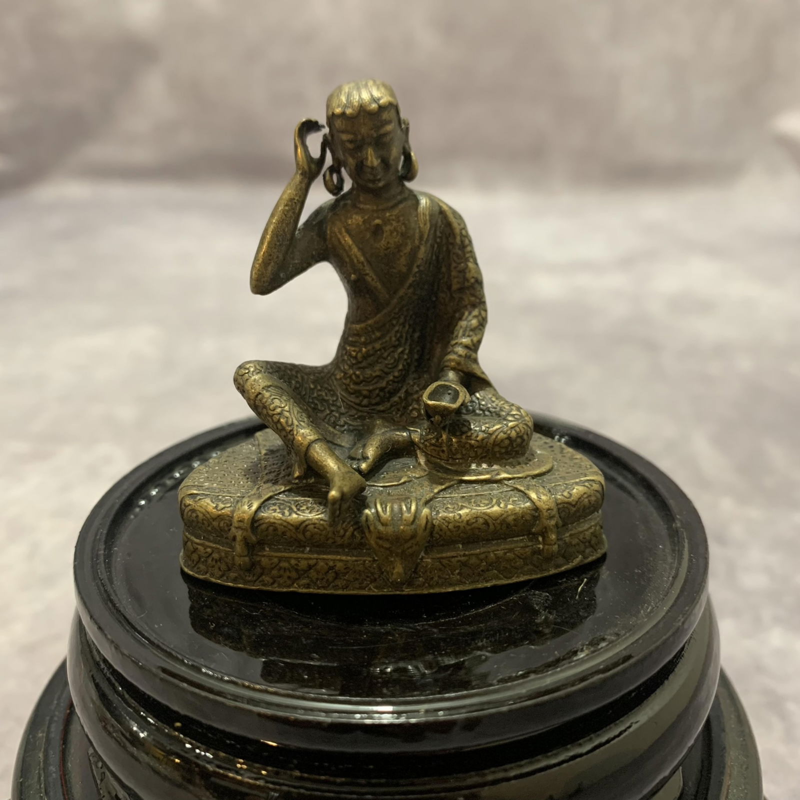 A FINE SMALL TIBETAN BUDDHIST STATUES (1 of 5)