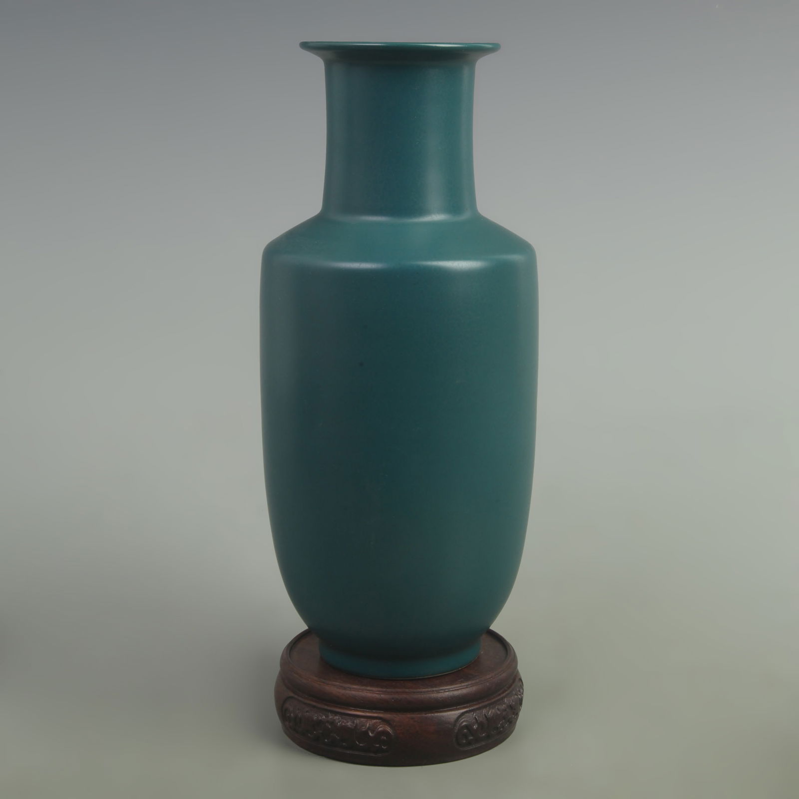 PEACOCK BLUE GLAZE MALLET-SHAPED STYLE PORCELAIN VASE (1 of 5)