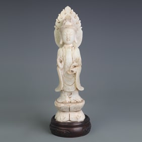 JADE CARVED GUANYIN STATUE