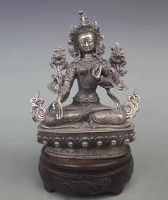 A FINE WHITE BRONZE TARA STATUE
