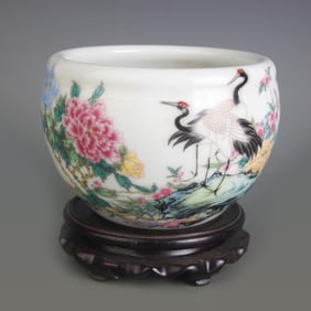 FAMILLE ROSE FLOWER AND BIRD PATTERN PORCELAIN BRUSH WASHER