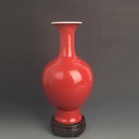 CLEAR RED COLOR GLAZE PORCELAIN DECORATIVE VASE
