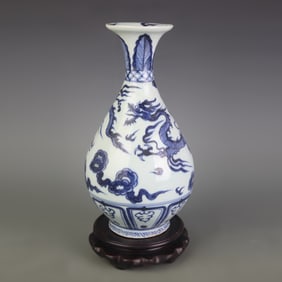 BLUE AND WHITE DRAGON-PATTERNED YUHUCHUN PORCELAIN VASE