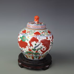 WUCAI COLORD JAR WITH FISH AND ALGAE MOTIF