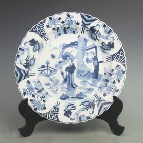 LARGE BLUE-AND-WHITE PLATE WITH FIGURE PATTERNS