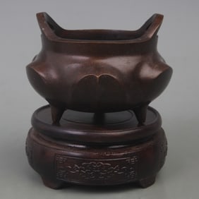 A FINE GOURD SHAPED THREE LEGGED BRONZE CENSER
