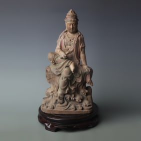 FINE PAINTED WOOD CARVING OF GUANYIN