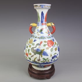 BLUE AND WHITE, DOUCAI COLOR PEACOCK PATTERN PORCELAIN VASE