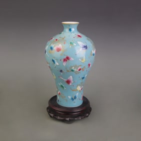 FAMILLE ROSE FLOWER AND BIRD PATTERN MEI STYLE PORCELAIN VASE