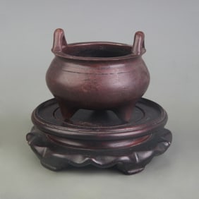 SMALL UPRIGHT-EAR THREE-LEGGED INCENSE BURNER