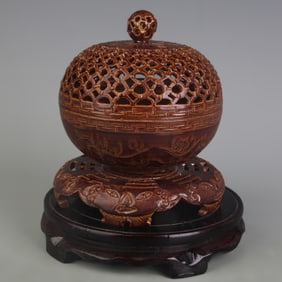 A FINE SOY SAUCE GLAZE PORCELAIN INCENSE BURNER