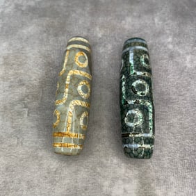GROUP OF TWO TIBETAN BUDDHISM TIAN ZHU PENDANT