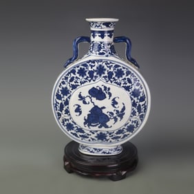 BLUE-AND-WHITE LONGEVITY AND FORTUNE PATTERN MOON STYLE VASE