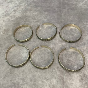GROUP OF 6 WHITE BRONZE MADE BANDGLE