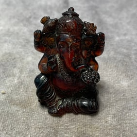 REPUBLIC OF CHINA AMBER ELEPHANT GOD OF WEALTH ORNAMENT