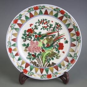 WUCAI PORCELAIN PLATE WITH BIRD AND FLOWER MOTIF