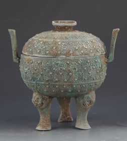 A COPY OF OLD CHINESE BRONZE JAR