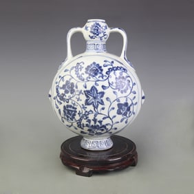 BLUE AND WHITE FLOWER PATTERN MOON STYLE PORCELAIN BOTTLE