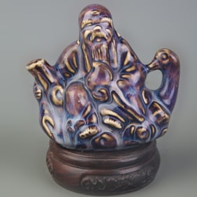 SCHOLAR’S ITEM: PORCELAIN WATER DROPPER