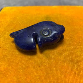 BLUE CRYSTAL LUCKY BEAST PENDANT