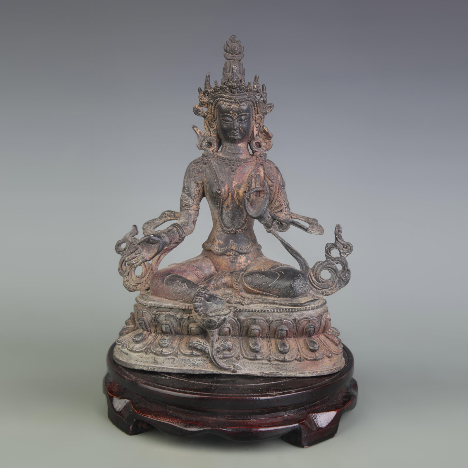 GREEN TARA BUDDHA STATUE: Qing Dynasty; High: 8.5 inch