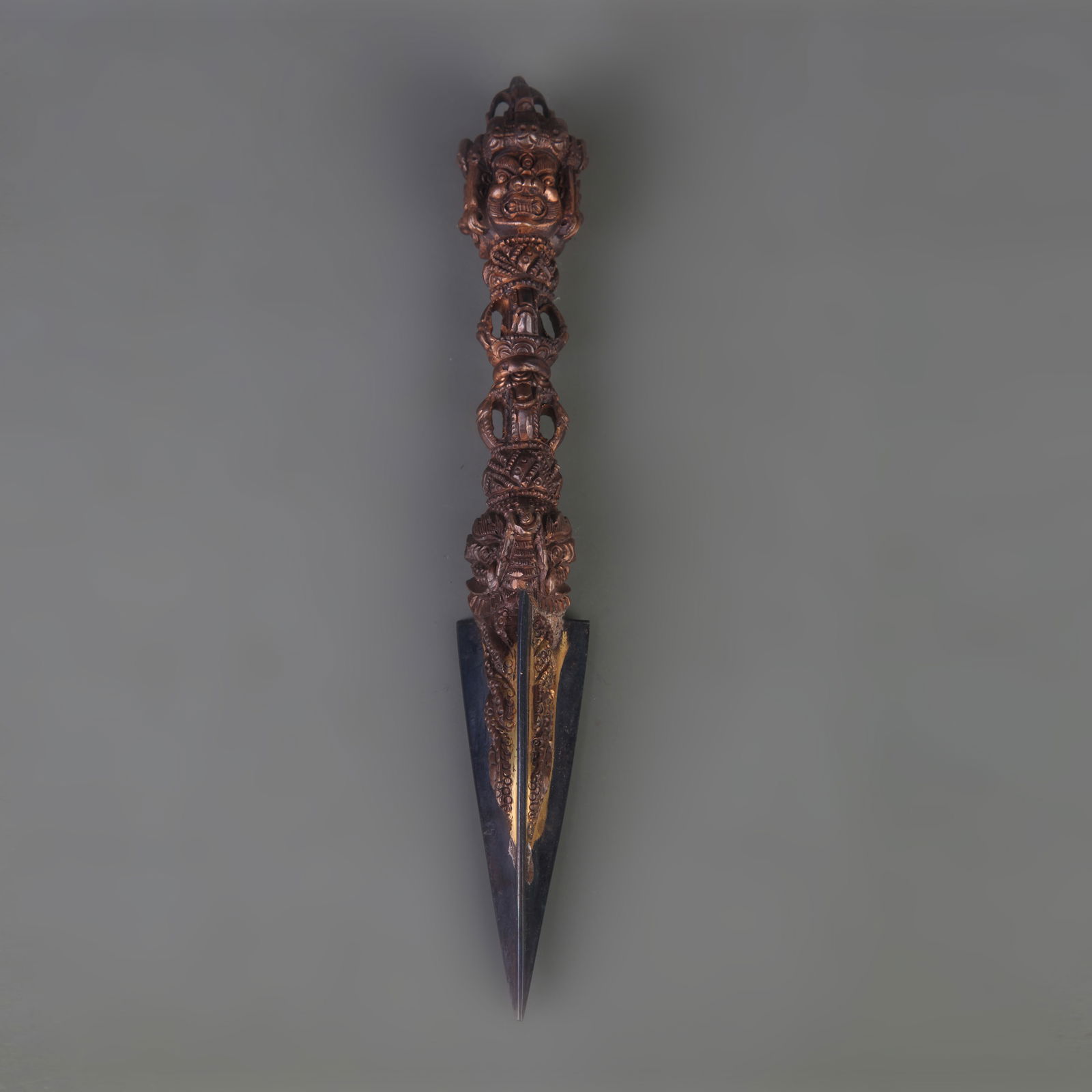 TIBETAN BUDDHIST RITUAL IMPLEMENTS: VAJRA (1 of 5)