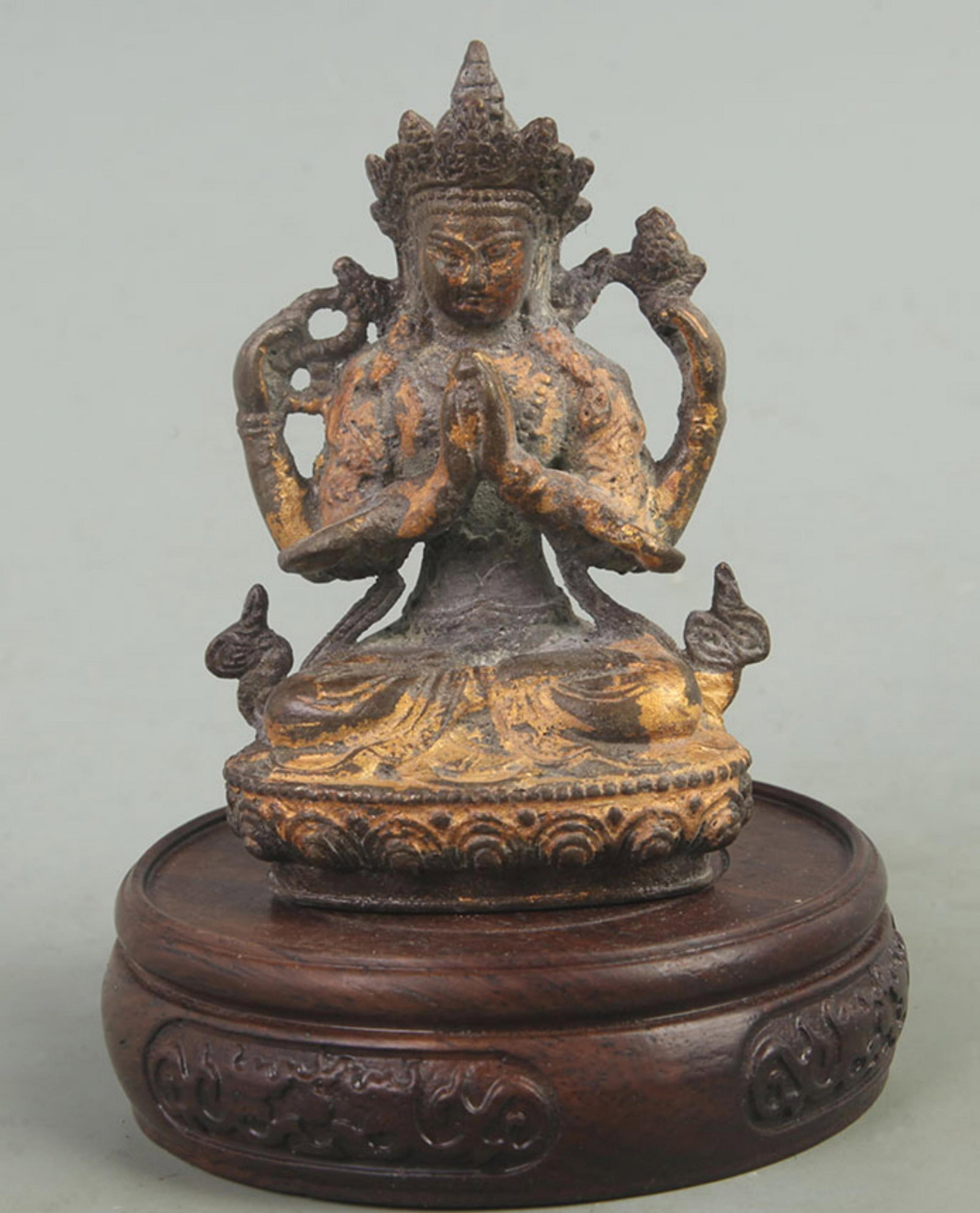 A FINE TIBETAN BUDDHISM BRONZE GUAN YIN STATUE: 20th Century; High: 4.20 inch; Width: 1.80 inch; Long: 2.70 inch;