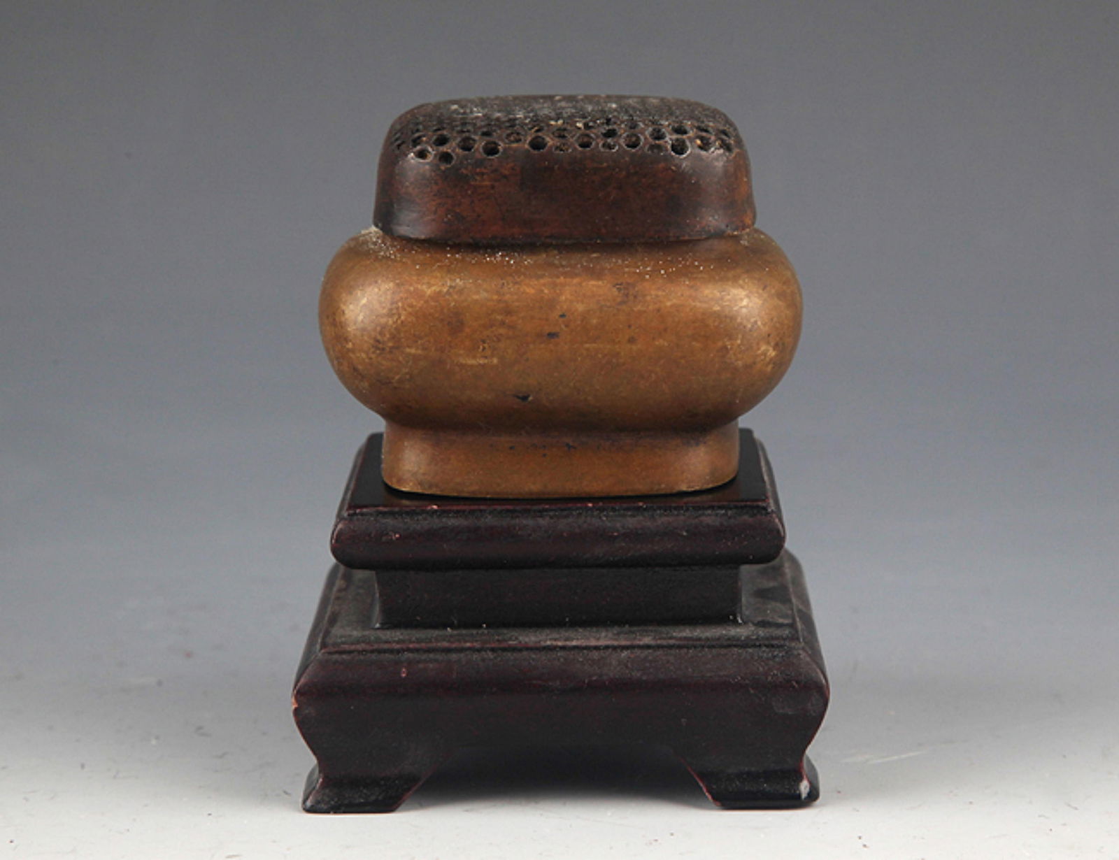 SMALL BRONZE INCENSE BURNER (1 of 4)