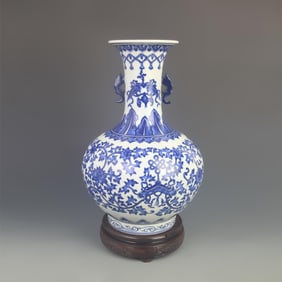 BLUE AND WHITE GLAZED LOTOS FLOWER PATTERN PORCELAIN VASE
