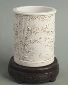BAMBOO PATTERN CARVED BRUSH POT BY WANG BINGRONG