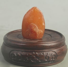 A FINELY CARVED TIAN HUANG STONE SEAL