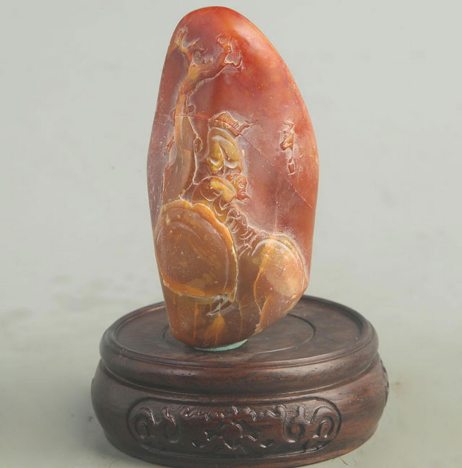 A FINELY CARVED TIAN HUANG STONE SEAL: Modern, High: 3.25 inch; High: 1.75 inch;