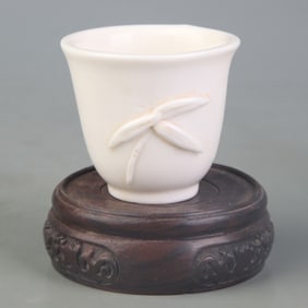 SMALL DE HUA KILN WHITE PORCELAIN BOWL