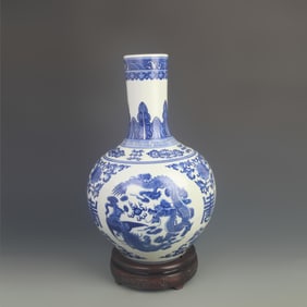 BLUE AND WHITE DRAGON PATTERNED CELESTIAL GLOBE PORCELAIN VASE