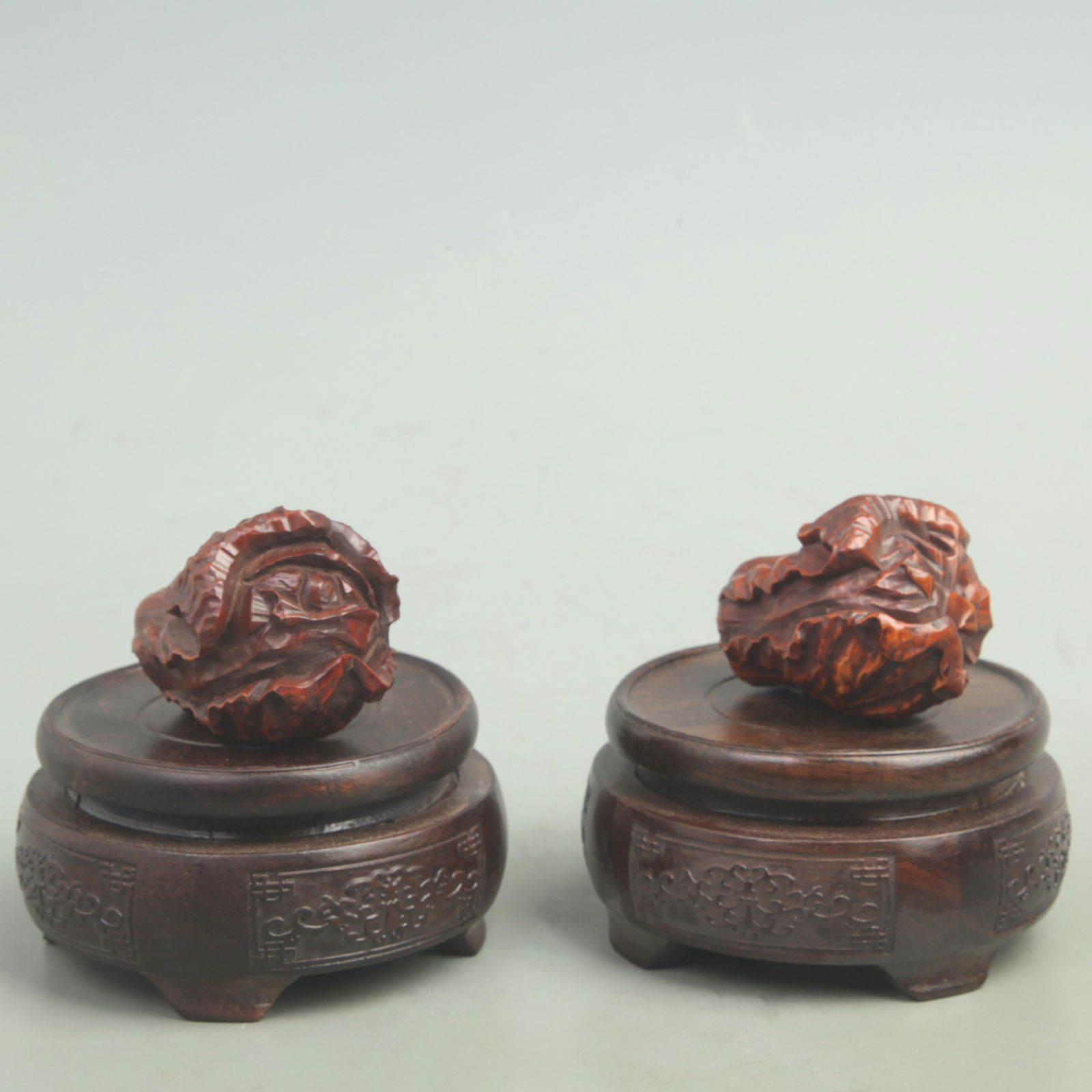 PAIR OF BOXWOOD MADE CHINESE CABBAGE: Qing Dynasty; Long: 2.6 inch; Width: 1.8 inch;