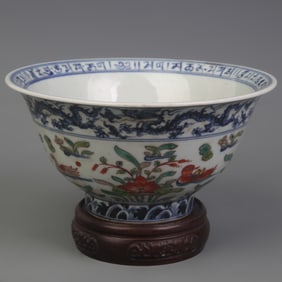 FAMILLE VERTE FLORAL DRAGON PATTERN BOWL