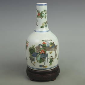 FAMILLE ROSE STORY PATTERN PORCELAIN BELL SHAPED VASE (1 of 5)