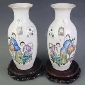 PAIR OF FAMILLE ROSE HUMAN FIGURE PATTERN PORCELAIN VASES